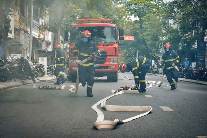 Bến xe khách Thượng Lý (quận Hồng Bàng): Diễn tập phương án chữa cháy năm 2023